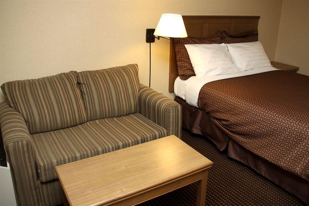 Deluxe Inn Toronto Ngoại thất bức ảnh