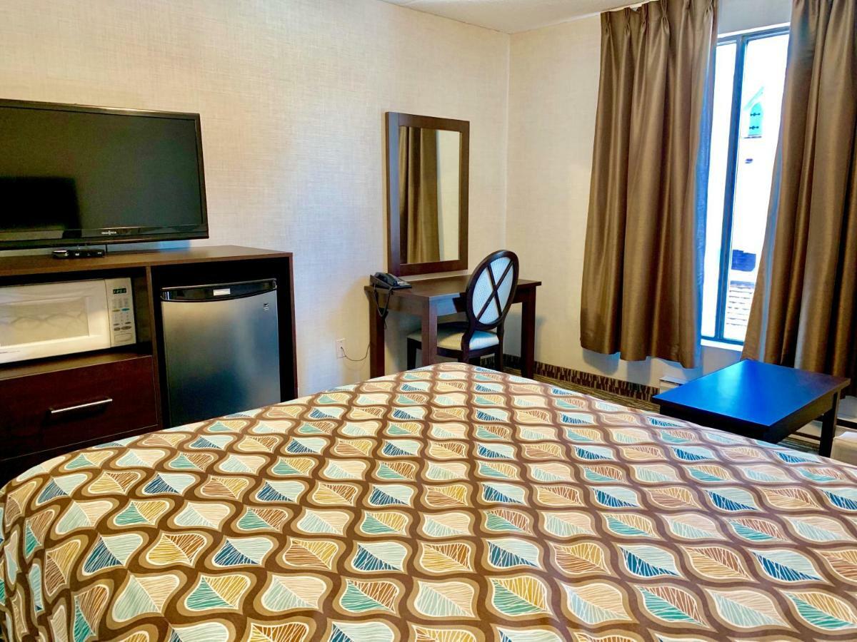 Deluxe Inn Toronto Ngoại thất bức ảnh