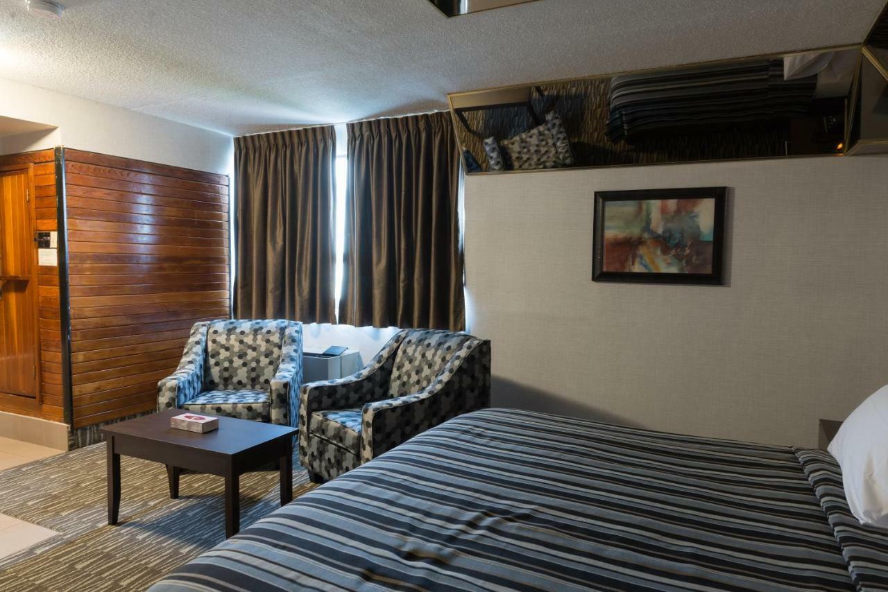 Deluxe Inn Toronto Ngoại thất bức ảnh