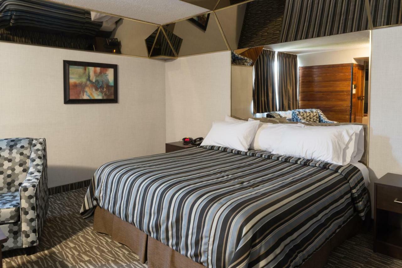 Deluxe Inn Toronto Ngoại thất bức ảnh